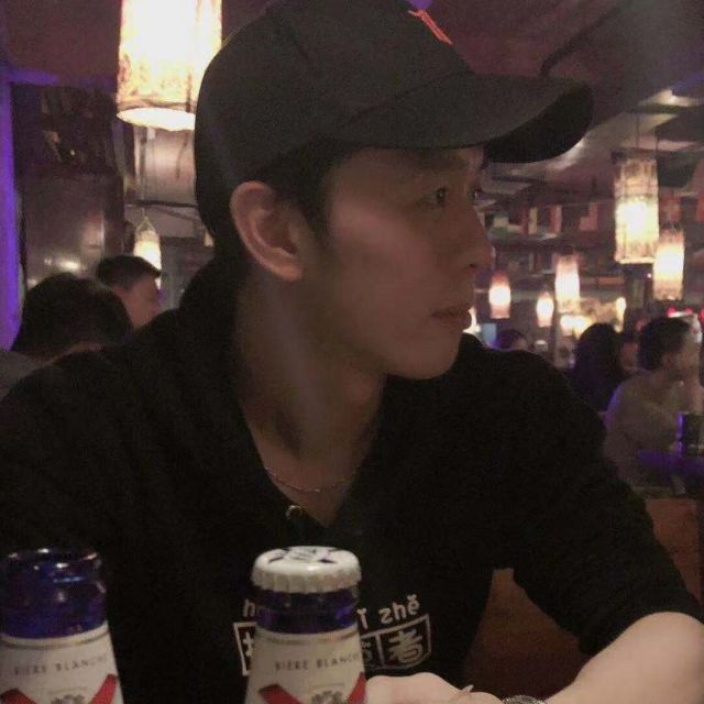 1888772 king