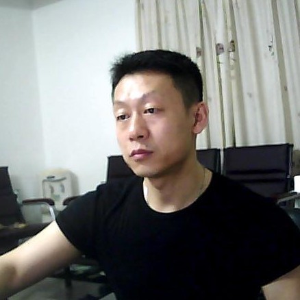 1888810 夜行人