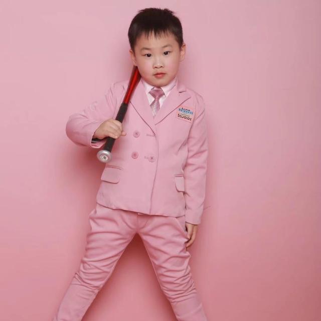1894182 丶you屾哥