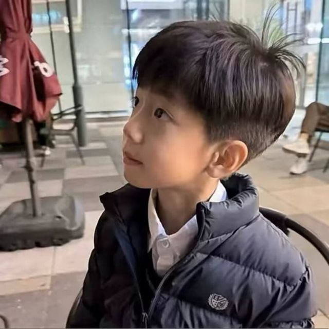 1901043 奋斗
