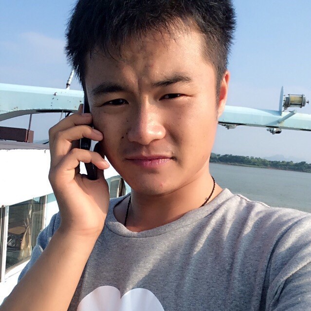 1901420 谁能明白我心里的痛？