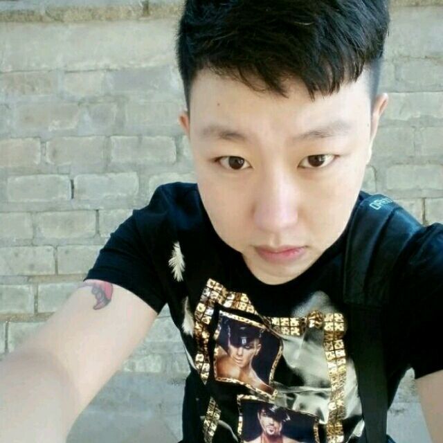 1901917 金钱社会