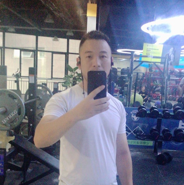 1902516 邹泽宇