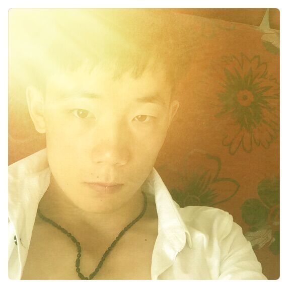 1903820 这里的黎明静悄悄