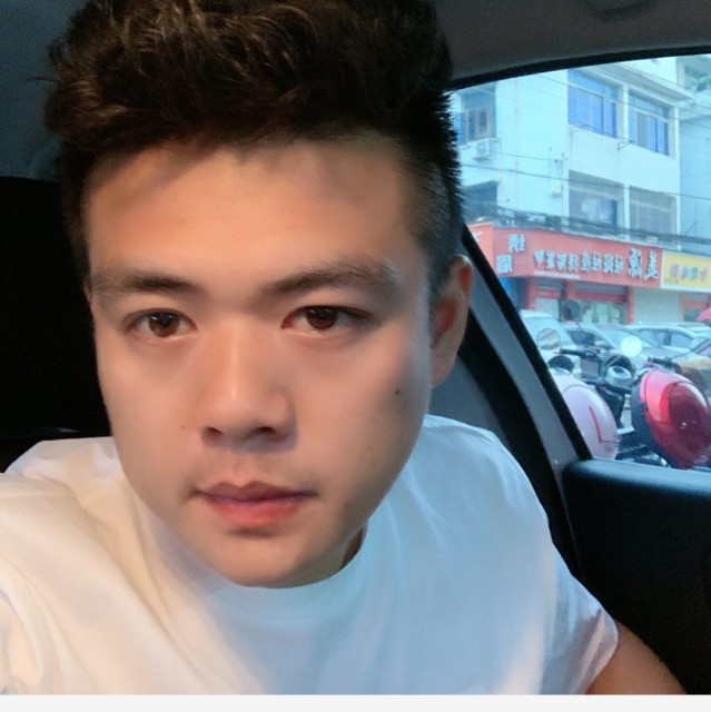 1905673  兴/.Com