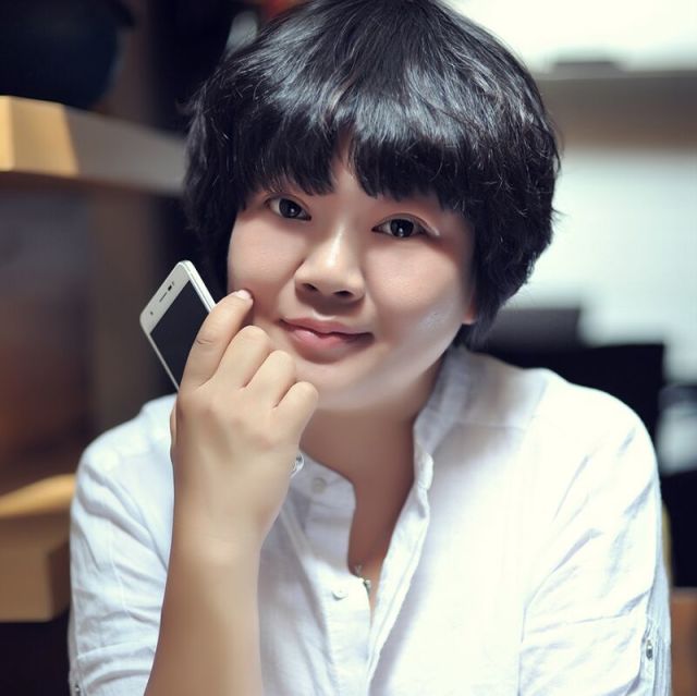 1905990 