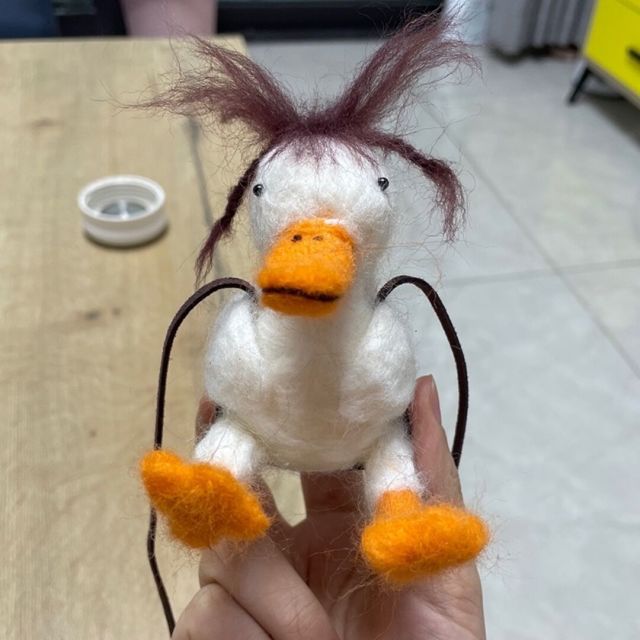 1906704 .