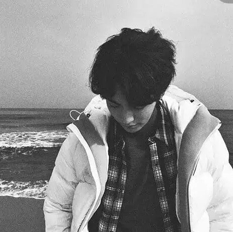 1907131 荼