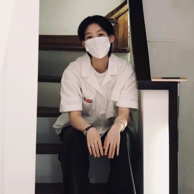 1908324 空