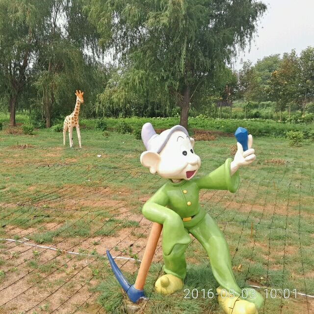 1908717 苦涩的青春凌乱了炽热的心