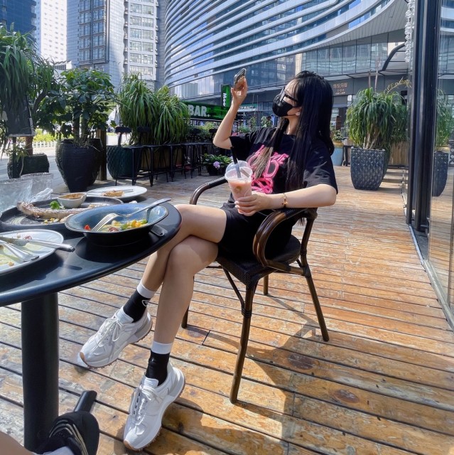1910516 -ㄍ韓尛菡·-