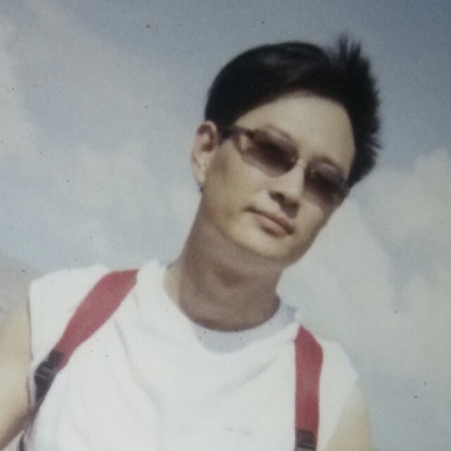 1936882 白如云