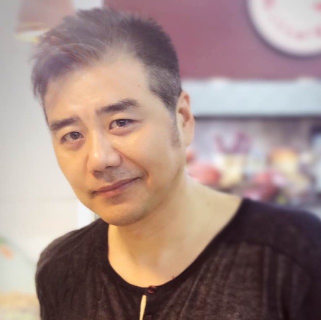 1940429 笑看