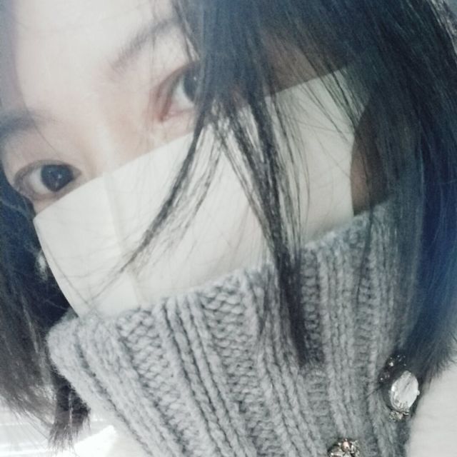 1940584 云力贸易李秋水♥