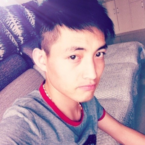 1952125 ☞_Hou.Kai、
