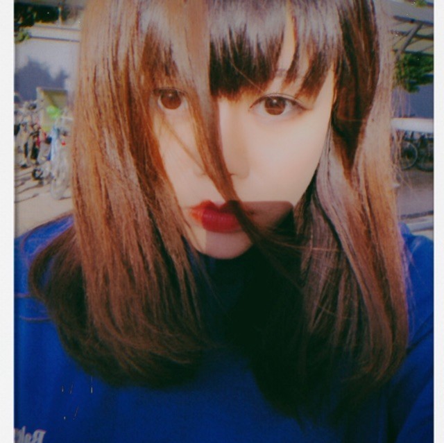 1953211 Afra.Yun.