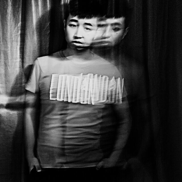 1955196 唯⒈sē彩