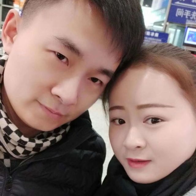 1955715 哎，后面的美女快点