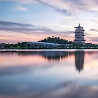 1968733 黑白