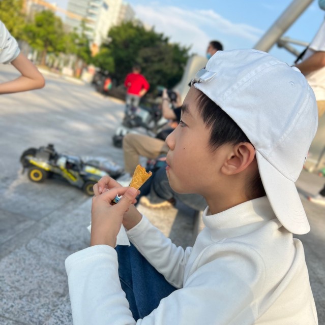 1985847 甜甜圈