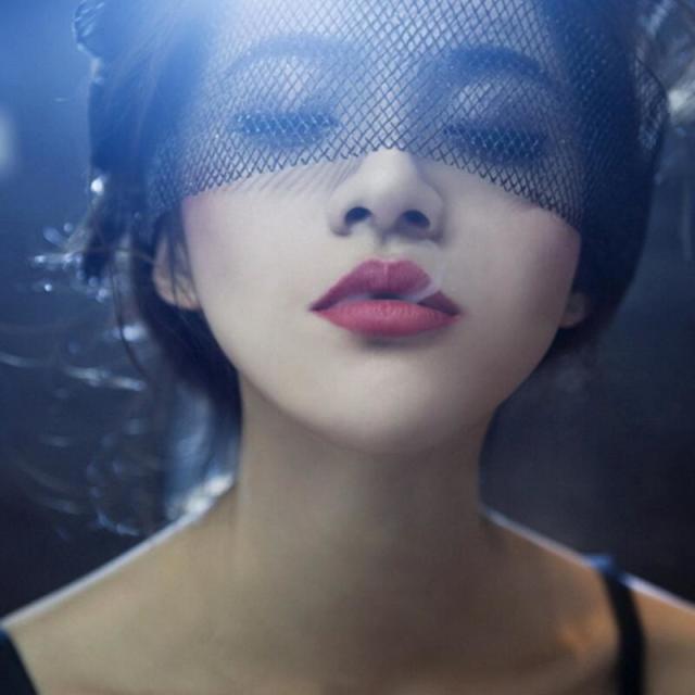 1988068 子洋莎莎