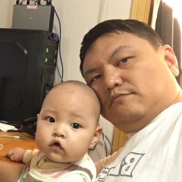 1989761 筒子楼里的囚徒