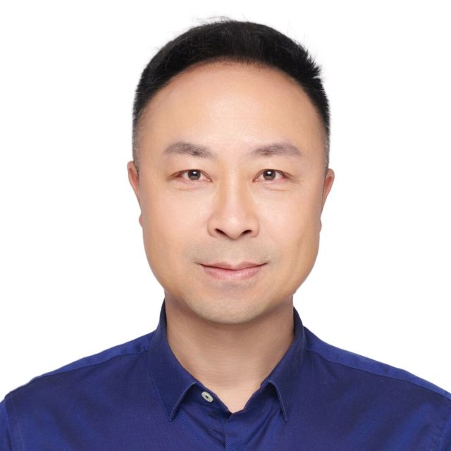 1990880 云中漫步