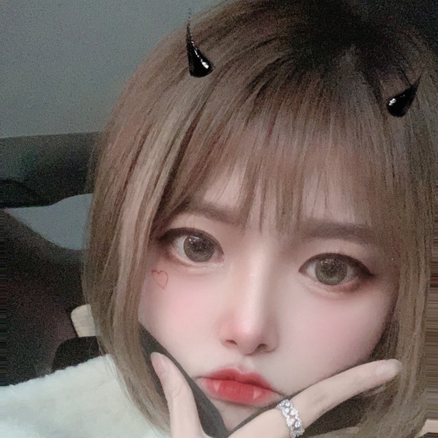 205898 ﾟ･✿.yoyo