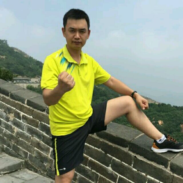2326253 彐衣