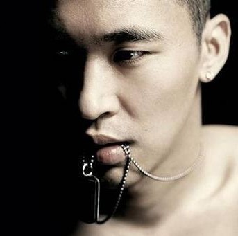 2328886 牽妳的左手