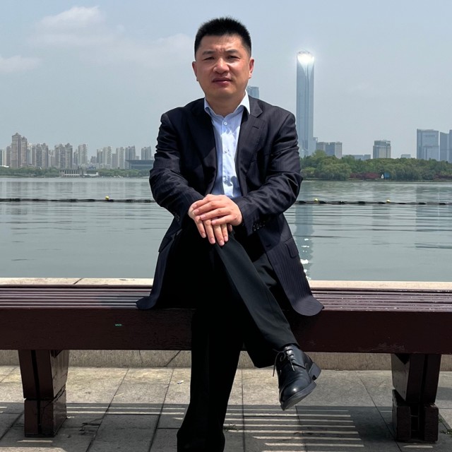 2331190 徐以刚
