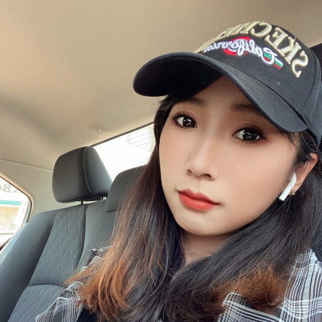 2332779 算命老头说我差点是美女。