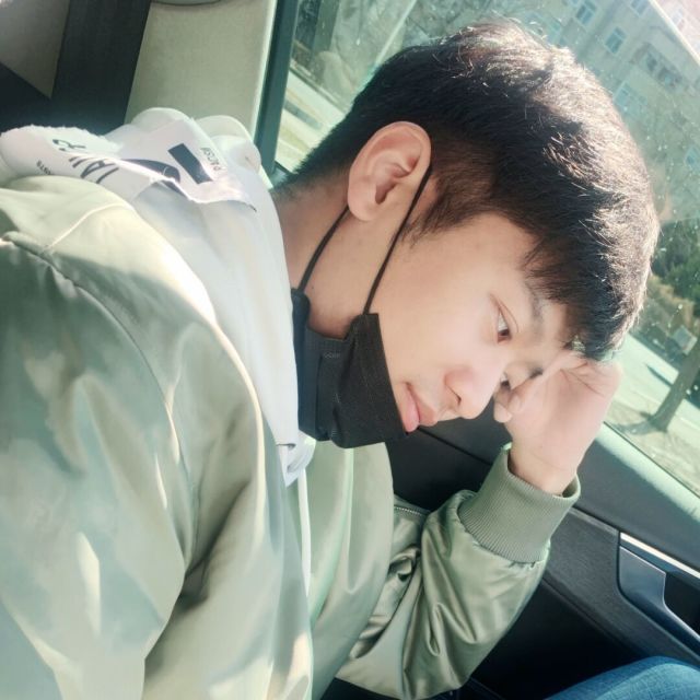 2337224 青春，一落成殇。