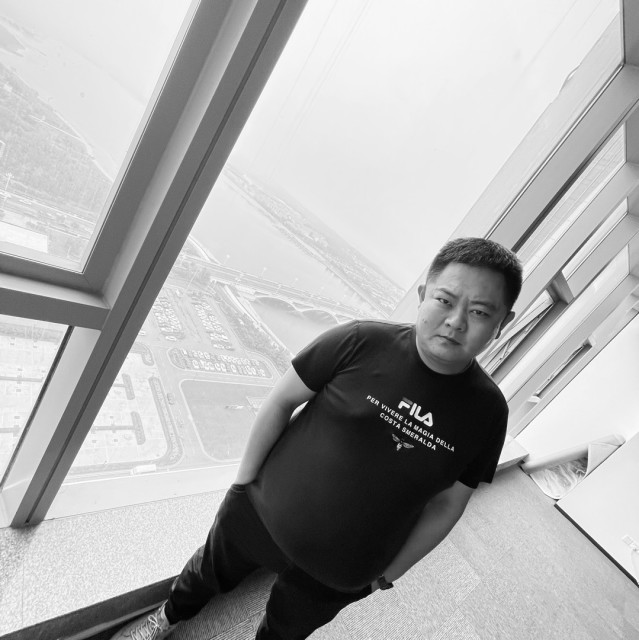 2340600 腱子肉