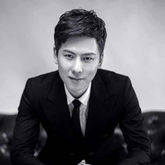 2352212 Chen