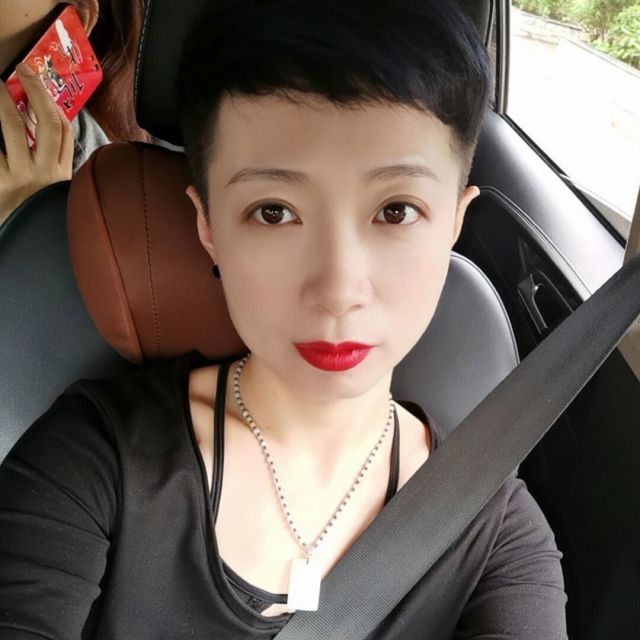 2366136 张丽