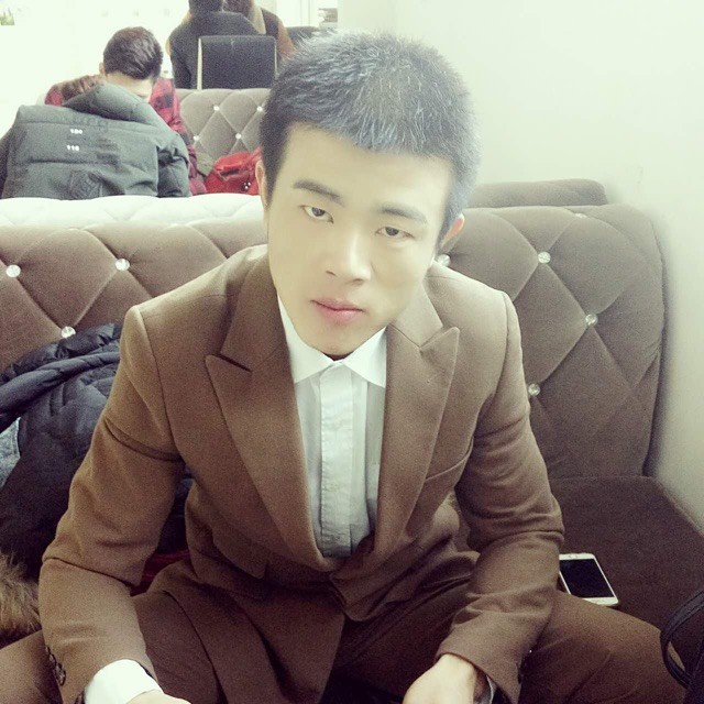 2370923 爱老婆狂魔