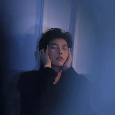 2373611 朱君