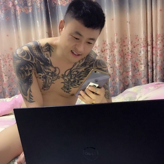 2379811 铭记，六个月