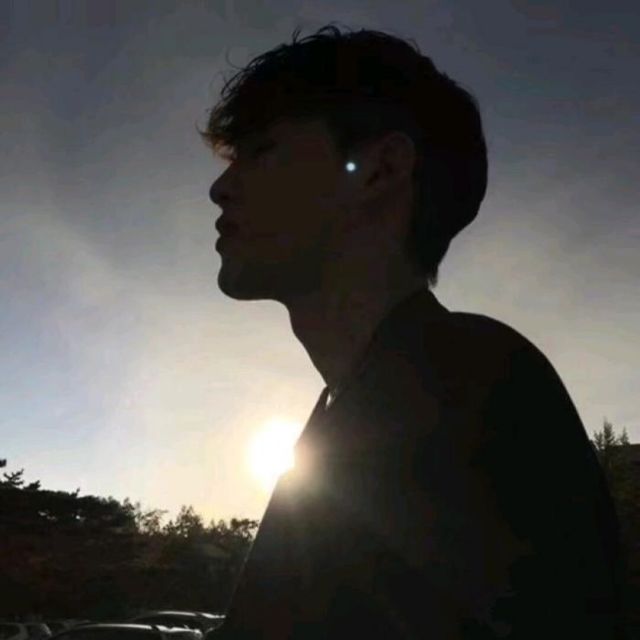 2850047 幸福的