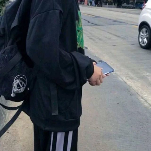 3040151325 ╲xy゛狂欢乄九界sj总形象