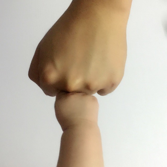374744 一鞠躬