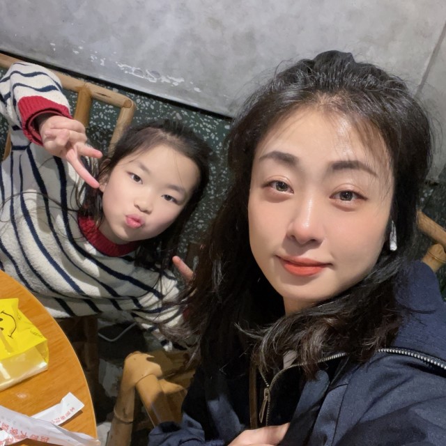 374854 雯…