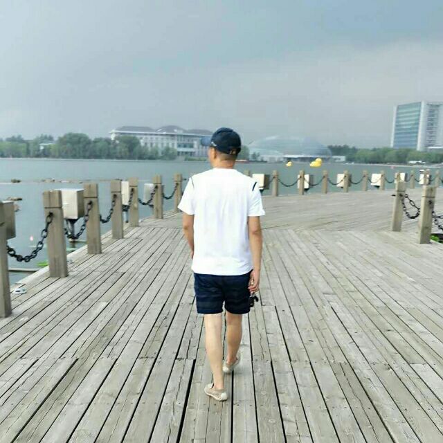 50004675 82年的矿泉水