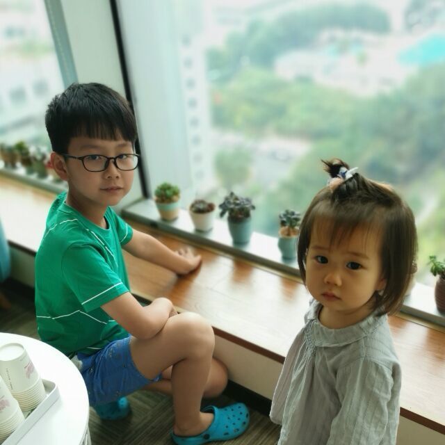 551987 子凌