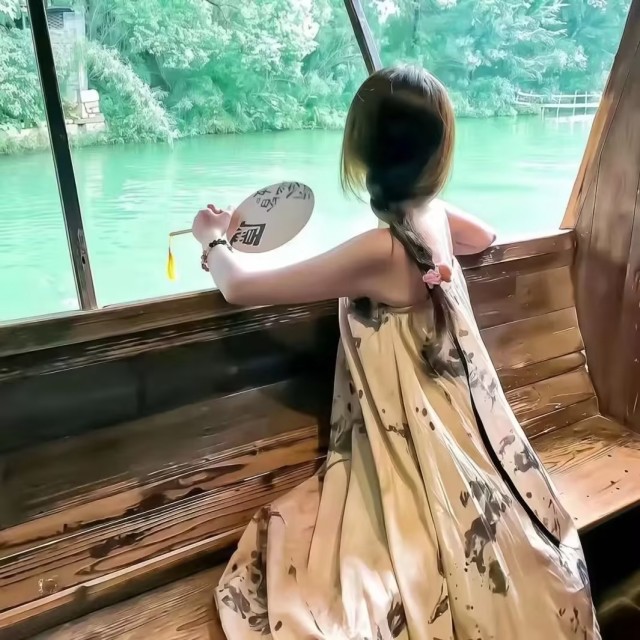 555340 桃花