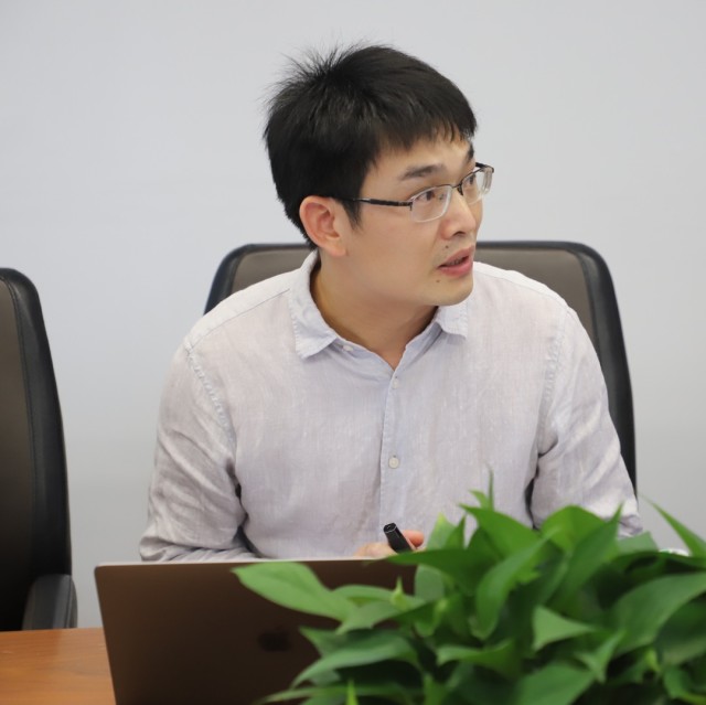 576543 李柳雄
