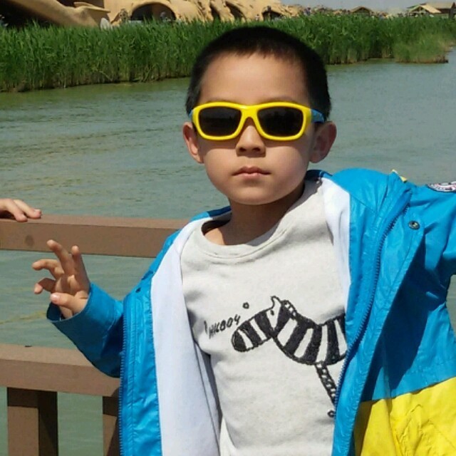 615650 铠甲勇士
