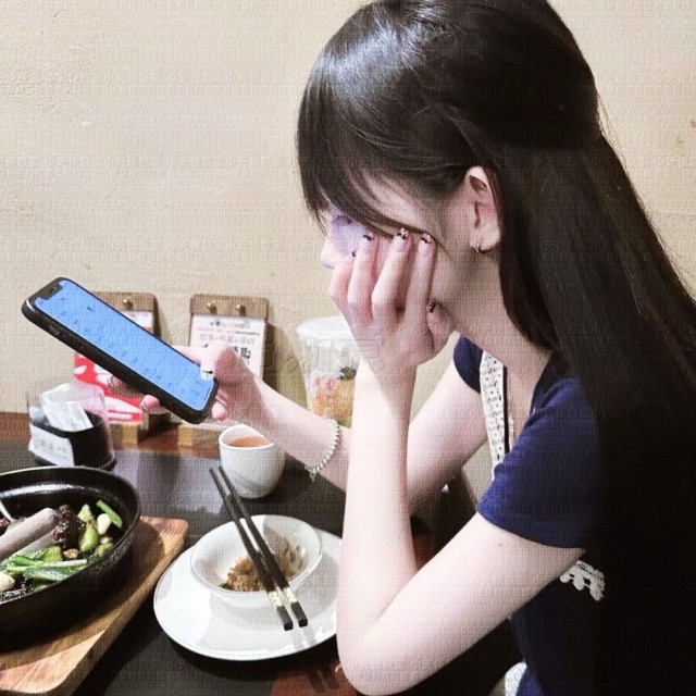 618317 ^o^布衣^o^