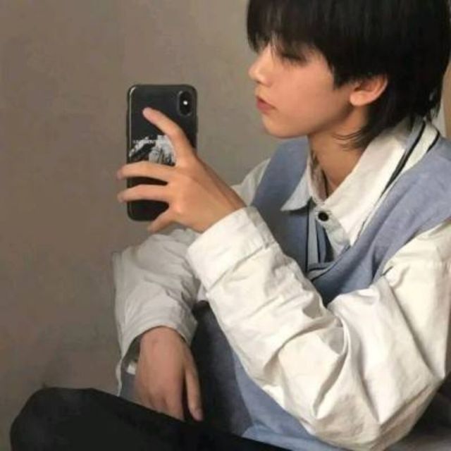 619115 Freelyboy